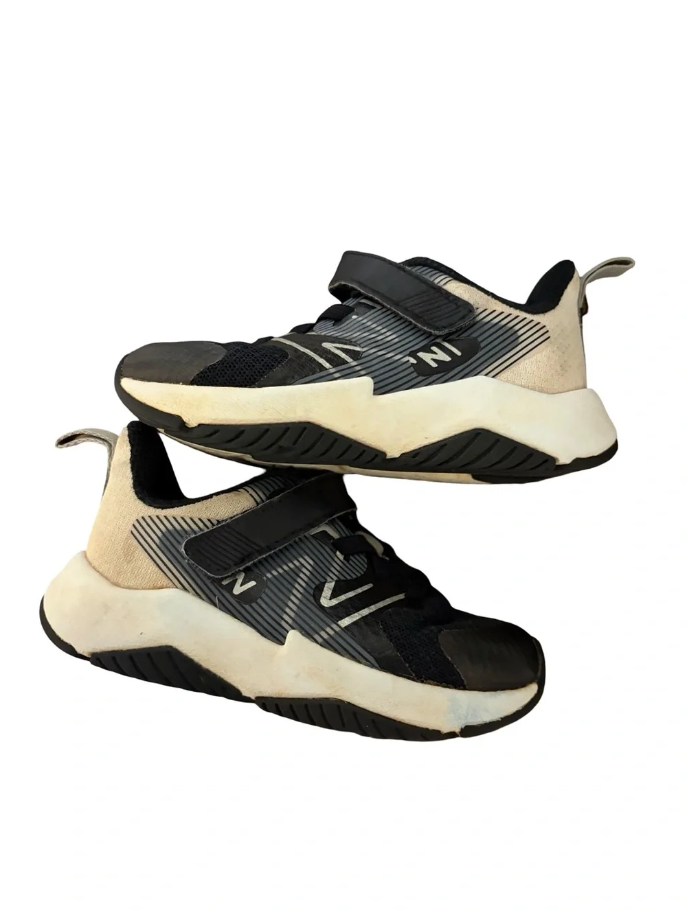 New Balance Rave Run v2 Bungee Lace & Top Straup Toddler Sneakers Black/White 8c